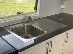 2018 New Age Caravans Manta Ray Mr19er Enduro