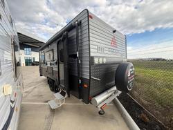 2018 New Age Caravans Manta Ray Mr19er Enduro