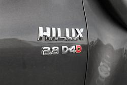 2022 Toyota Hilux SR