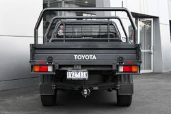 2022 Toyota Hilux SR