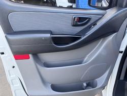 2017 Hyundai iLoad TQ3-V Series II MY18 Creamy White