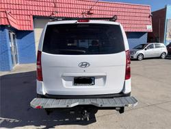 2017 Hyundai iLoad TQ3-V Series II MY18 Creamy White