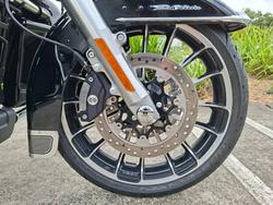 2025 HARLEY-DAVIDSON FLHTCUTG TRI GLIDE U/CLC 114