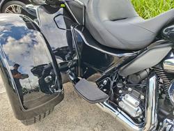 2025 HARLEY-DAVIDSON FLHTCUTG TRI GLIDE U/CLC 114