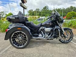 2025 HARLEY-DAVIDSON FLHTCUTG TRI GLIDE U/CLC 114