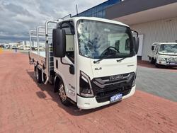 2026 Isuzu Trucks NLR 45-150 NLR 45-150 AUTO SWB Traypack