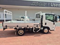 2026 Isuzu Trucks NLR 45-150 NLR 45-150 AUTO SWB Traypack