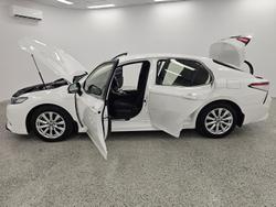 2019 Toyota Camry Ascent Sport ASV70R Glacier White