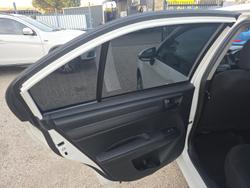 2019 Toyota Corolla Axio Hybrid NKE165 White