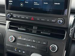 2026 Hyundai STARIA LOAD