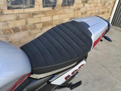 2026 TRIUMPH TRACKER 400 ROAD SILVER