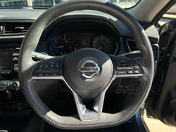 2017 Nissan X-TRAIL ST