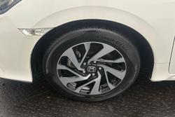 2018 Honda Civic VTi-S