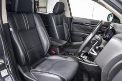2017 Mitsubishi Outlander PHEV Exceed