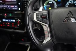 2017 Mitsubishi Outlander PHEV Exceed