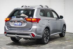 2017 Mitsubishi Outlander PHEV Exceed