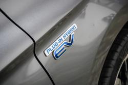 2017 Mitsubishi Outlander PHEV Exceed