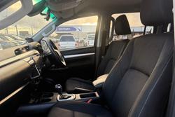 2021 Toyota Hilux SR