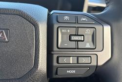 2026 Toyota Hilux SR5 48V