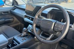 2026 Toyota Hilux SR5 48V