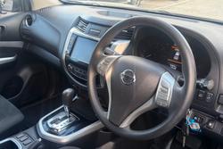 2020 Nissan Navara SL