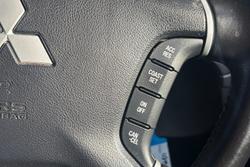 2016 Mitsubishi Pajero GLX