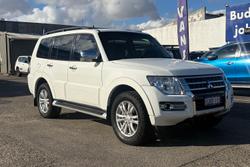 2016 Mitsubishi Pajero GLX