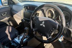 2016 Mitsubishi Pajero GLX