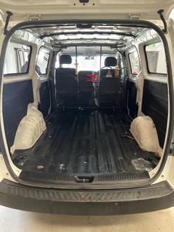 2013 Hyundai iLoad TQ2-V MY13 Creamy White