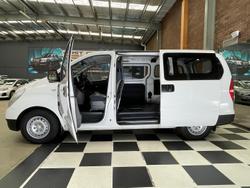 2013 Hyundai iLoad TQ2-V MY13 Creamy White