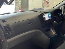 2013 Hyundai iLoad TQ2-V MY13 Creamy White