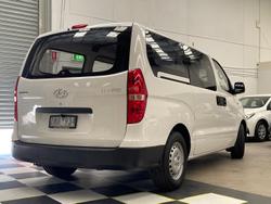 2013 Hyundai iLoad TQ2-V MY13 Creamy White