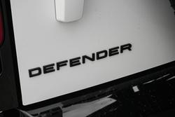 2025 Land Rover Defender 110 D350 X-Dynamic SE