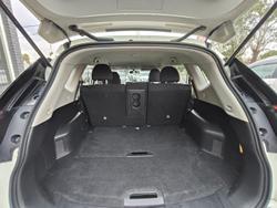 2017 Nissan X-TRAIL ST