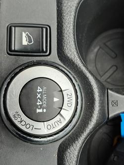 2017 Nissan X-TRAIL ST