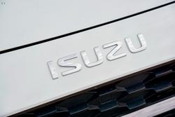 2025 Isuzu MU-X LS-M MY25.5 4x2 Mineral White