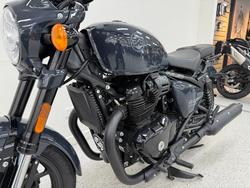 2026 Royal Enfield SHOTGUN 650 grey