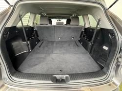 2017 Toyota Kluger GX