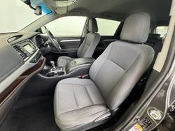 2017 Toyota Kluger GX