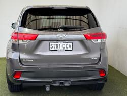 2017 Toyota Kluger GX