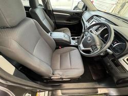 2017 Toyota Kluger GX