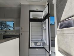 2026 Traveller Destination Track Dst20e