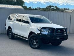2022 Toyota Hilux SR