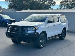 2022 Toyota Hilux SR