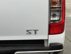 2020 Nissan Navara ST D23 Series 4 4x2 Polar White