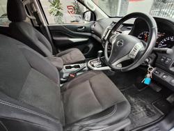 2020 Nissan Navara ST