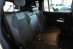 2021 Mercedes-Benz GLB-Class GLB250