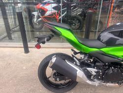 2025 Kawasaki 2025 Kawasaki 500CC ER-5 (ER500ESFNW) Road GREEN
