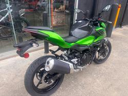 2025 Kawasaki 2025 Kawasaki 500CC ER-5 (ER500ESFNW) Road GREEN