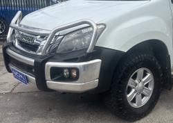 2016 Isuzu D-MAX LS-M